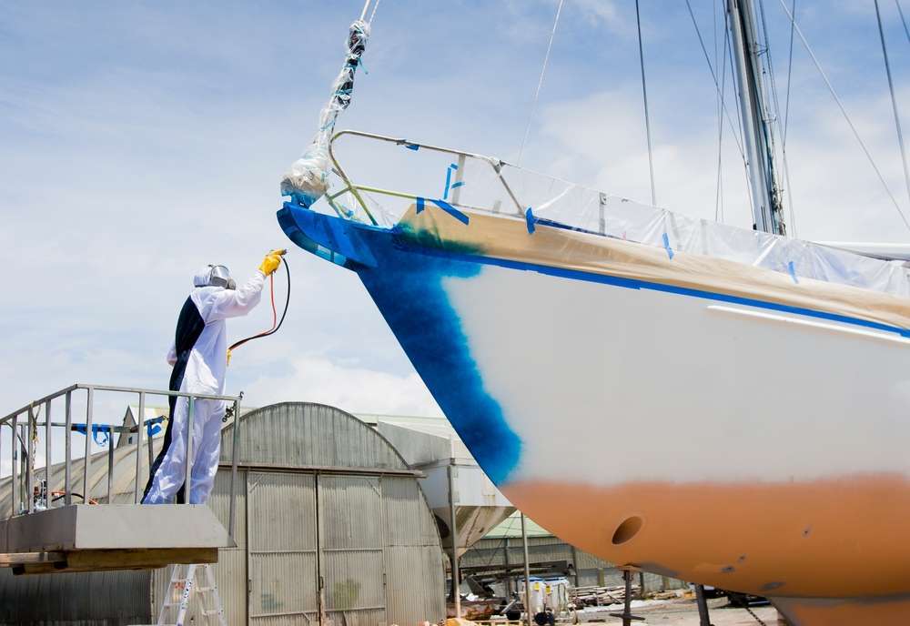 Whangarei,,New,Zealand,,02-14-2021,Industriel,Spray,Painter,On,Ships,Warf